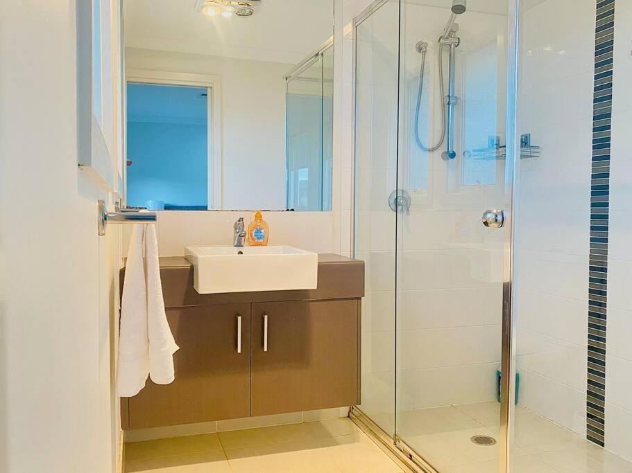 Kellyville 5Br Near Park And Shopping Mall Buitenkant foto