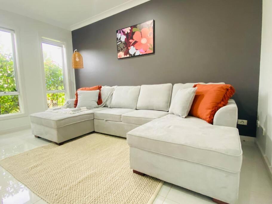 Kellyville 5Br Near Park And Shopping Mall Buitenkant foto